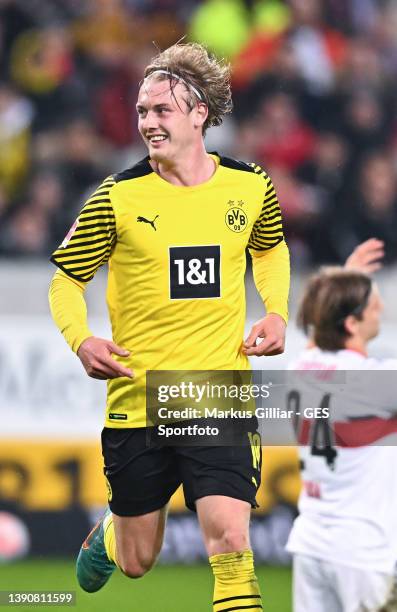 Julian Brandt of Borussia Dortmund celebrates after scoring his team's second goal during the Bundesliga match between VfB Stuttgart and Borussia...