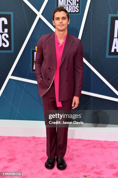 Antoni Porowski attends the 2022 CMT Music Awards at Nashville Municipal Auditorium on April 11, 2022 in Nashville, Tennessee.