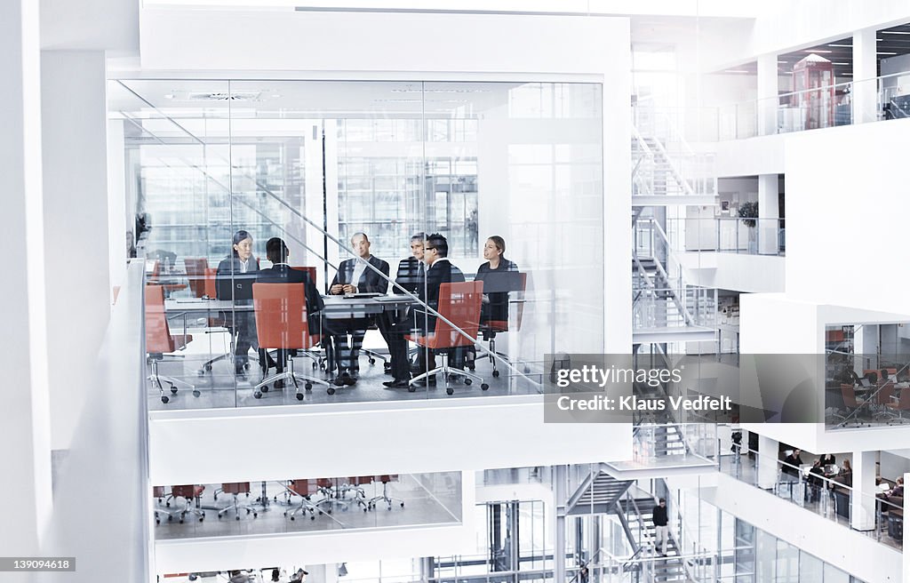 Business people in meetingroom