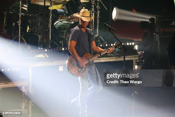 Kenny Chesney performs onstage at the 2022 CMT Music Awards at Nashville Municipal Auditorium on April 11, 2022 in Nashville, Tennessee.