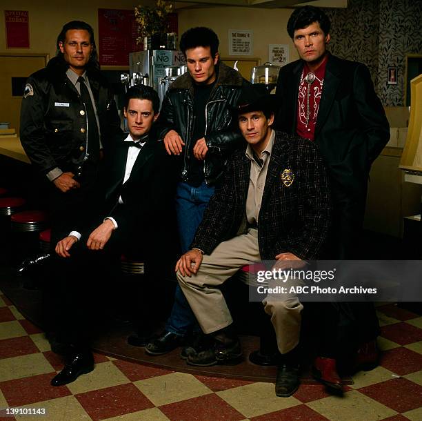 Gallery - Shoot Date: November 29, 1989. MICHAEL HORSE;KYLE MACLACHLAN;JAMES MARSHALL;MICHAEL ONTKEAN;EVERETT MCGILL