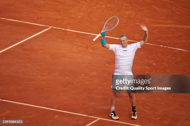 Alejandro Davidovich Fokina of Spain celebrates victory against Novak Djokovic of Serbia during day three of the Rolex Monte-Carlo Masters at...
