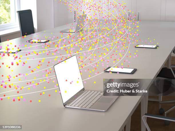 5g data stream shown as dots running through an office - largura de banda - fotografias e filmes do acervo