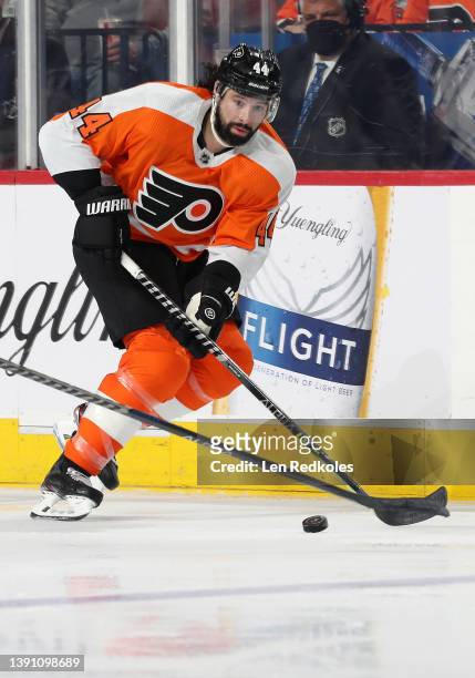 Nate Thompson of the Philadelphia Flyers skates the puck against the Columbus Blue Jackets at the Wells Fargo Center on April 5, 2022 in...