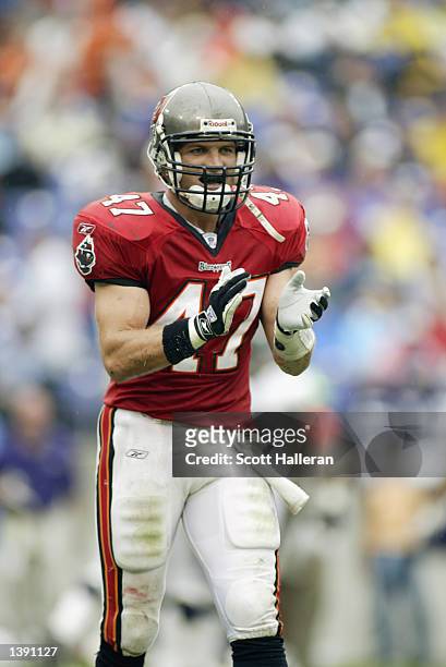 Safety John Lynch of the Tampa Bay Buccaneers claps his hands during the NFL game against the Baltimore Ravens on September 15, 2002 at Ravens...