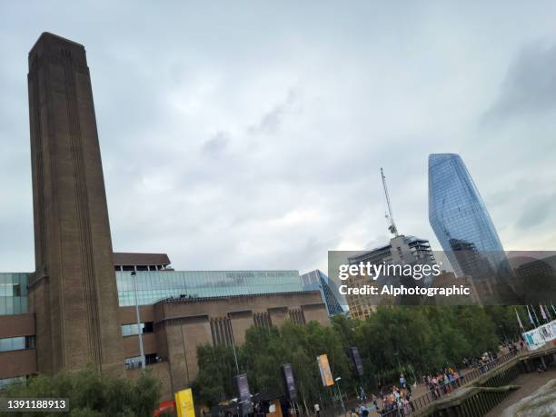 tate modern and one blackfriars - south bank london stock pictures, royalty-free photos & images
