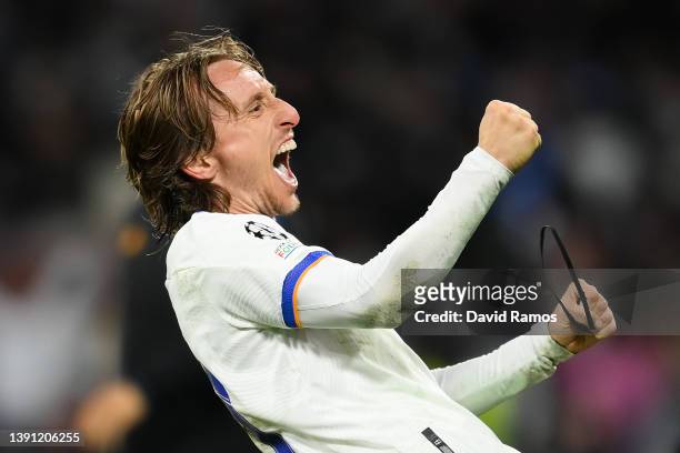 Luka Modric of Real Madrid CF celebrates at the end of the UEFA Champions League Quarter Final Leg Two match between Real Madrid and Chelsea FC at...