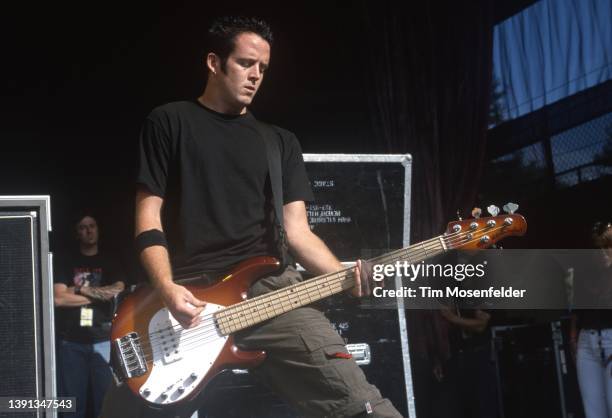 Dave Farrell of Linkin Park performs during Ozzfest 2001 at Shoreline Amphitheatre on June 29, 2001 in Mountain View, California.