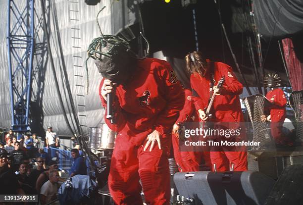 Corey Taylor and Slipknot perform during Ozzfest 2001 at Shoreline Amphitheatre on June 29, 2001 in Mountain View, California.