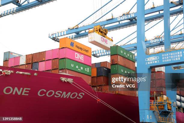 Automated Container Terminal Photos and Premium High Res Pictures ...