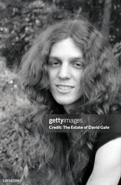 Founding member and guitarist of Southern rock band Lynyrd Skynyrd, Allen Collins poses for a portrait in September 1974 in Parsippany, New Jersey.