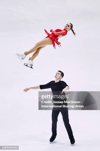 Oxana Vouillamoz and Flavien Giniaux of France compete in the Junior Pairs Short Program during day 1 of the ISU World Junior Figure Skating...