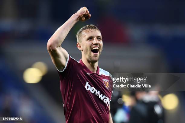 Tomas Soucek of West Ham United celebrates following their sides victory after the UEFA Europa League Quarter Final Leg Two match between Olympique...
