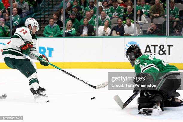 Kevin Fiala of the Minnesota Wild scores a goal against Scott Wedgewood of the Dallas Stars in the second period at American Airlines Center on April...
