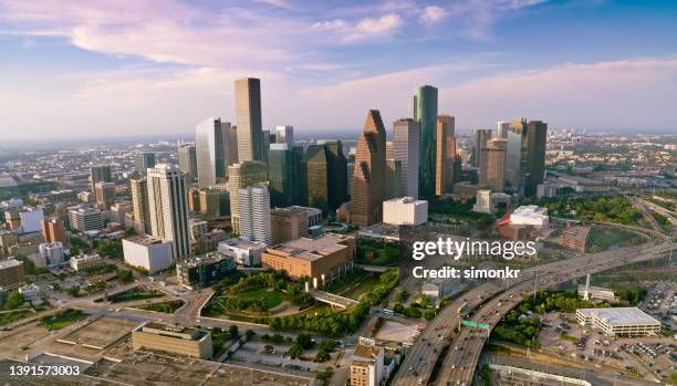 skyscrapers in downtown houston - houston stock pictures, royalty-free photos & images