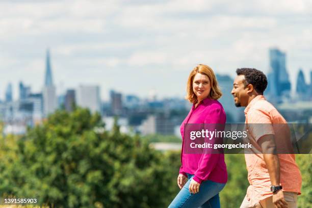 london cityscape walk - greenwich park stockfoto's en -beelden