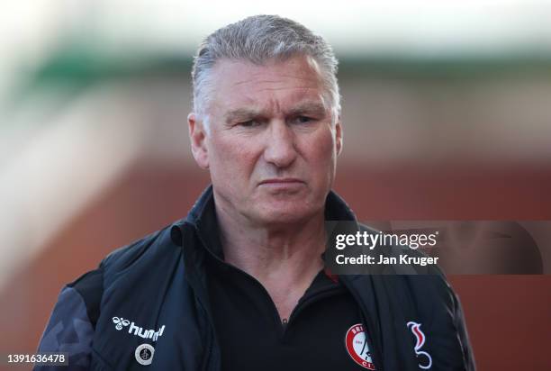 Bristol City manager Nigel Pearson looks o during the Sky Bet Championship match between Stoke City and Bristol City at Bet365 Stadium on April 15,...