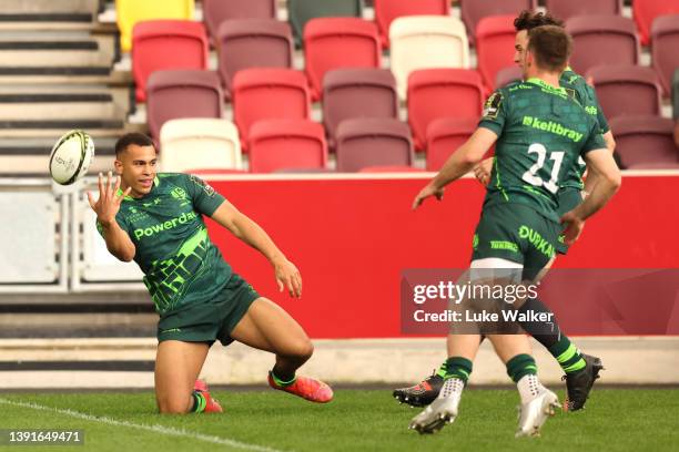 Will Joseph of London Irish celebrates after scoring a try during the EPCR Challenge Cup Round of 16 match between London Irish and Castres at...