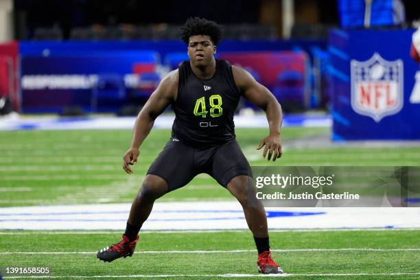 Tyler Smith #OL48 of the Tulsa Hurricane runs a drill during the NFL Combine at Lucas Oil Stadium on March 04, 2022 in Indianapolis, Indiana.