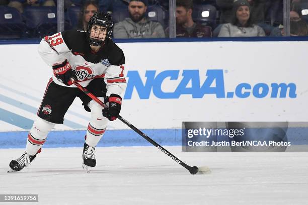 Lauren Bernard of the Ohio State Buckeyes skates with the puck in the first period during the Division I Women’s Ice Hockey Championship game against...