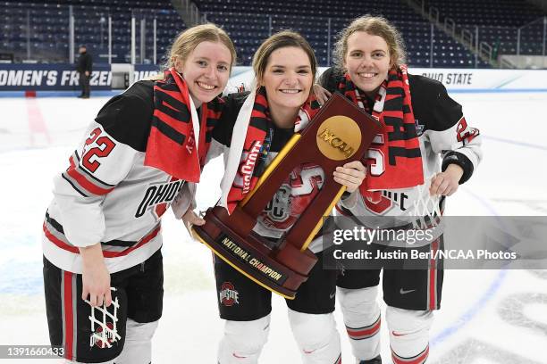 Lexi Templeman of the Ohio State Buckeyes celebrates with Kenzie Hauswirth and Sara Saekkinen after defeating the Minnesota Duluth Bulldogs 3-2...