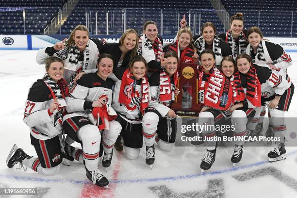 The Ohio State Buckeyes celebrate after defeating the Minnesota Duluth Bulldogs 3-2 during the Division I Women’s Ice Hockey Championship held at...