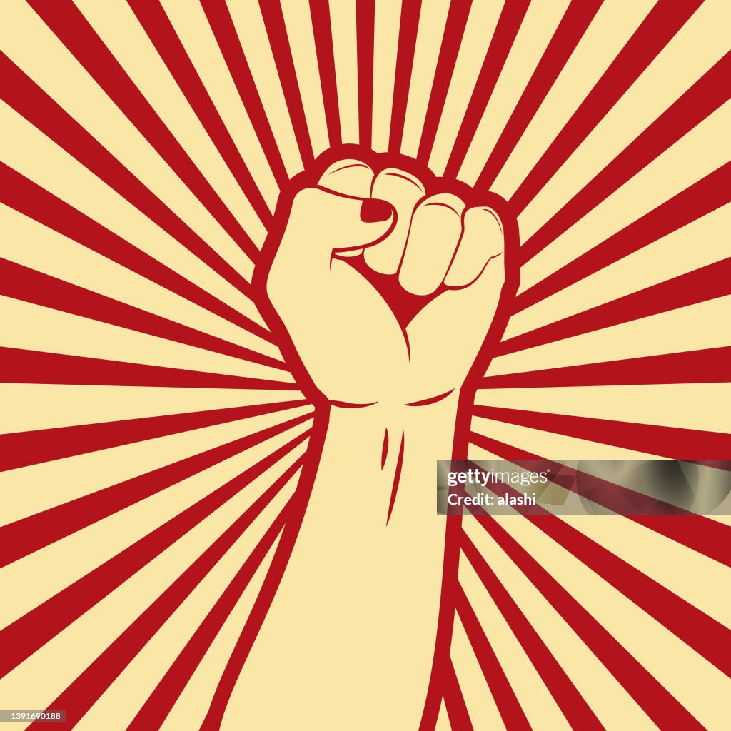 Pugno della rivoluzione con unghie rosse poster di propaganda