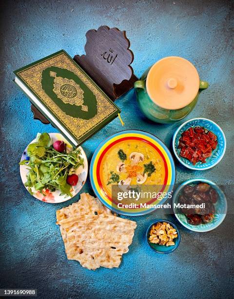 iftar in ramadan - ramadan fasting stock pictures, royalty-free photos & images