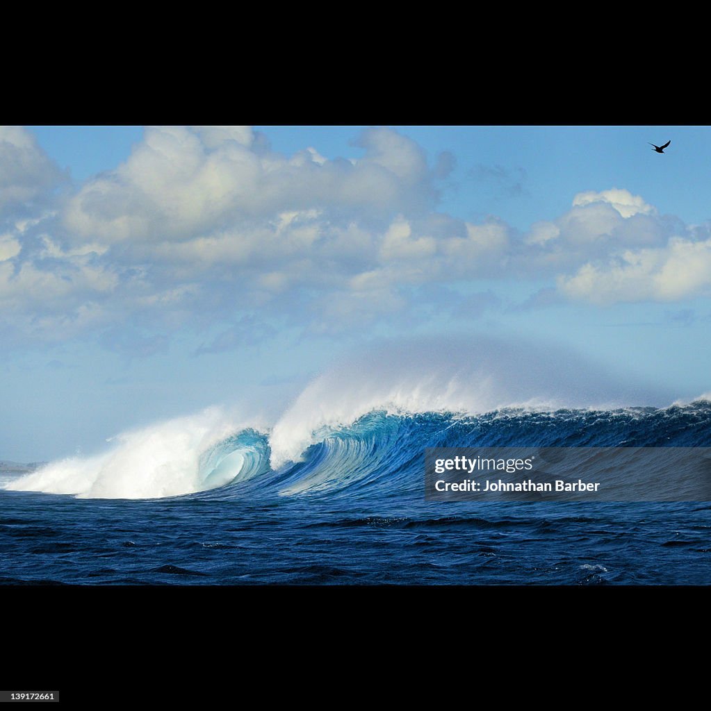 Surf waves