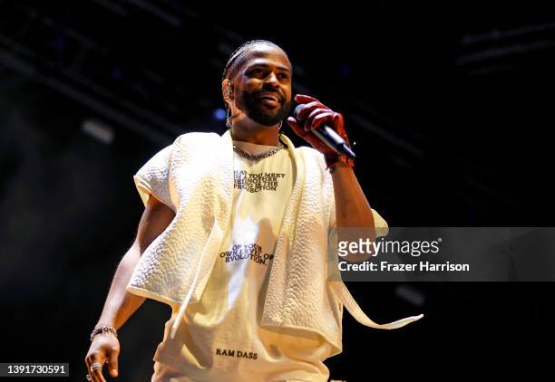 Big Sean performs onstage at the Sahara Tent during the 2022 Coachella Valley Music And Arts Festival on April 15, 2022 in Indio, California.