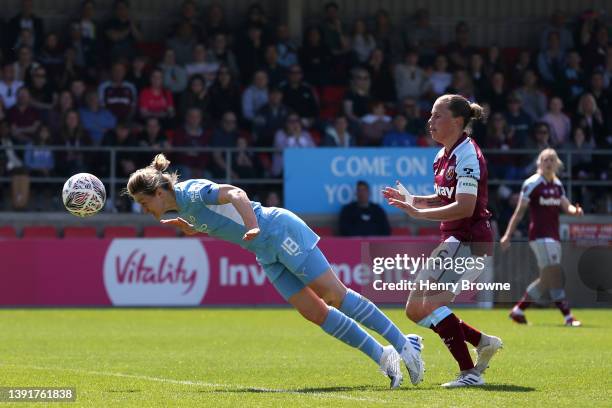 Ellen White of Manchester City scores their sides first goal during The Vitality Women's FA Cup Semi-Final match between West Ham United Women and...