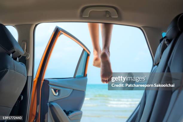 leg sway - car joy stock pictures, royalty-free photos & images