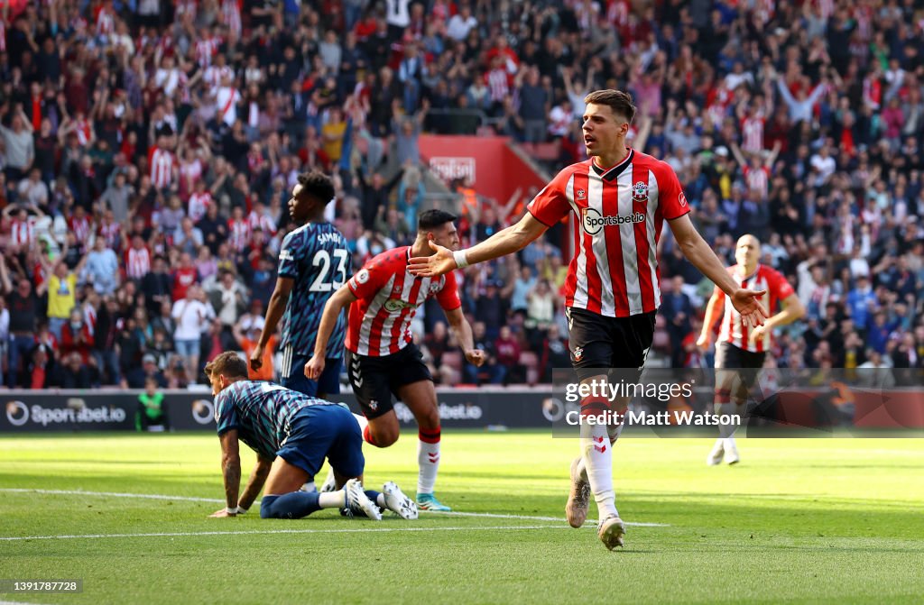 Southampton v Arsenal - Premier League