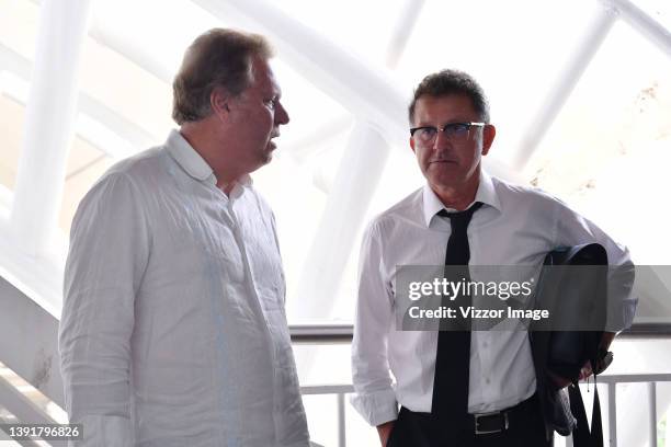 President of the Colombian Football Federation Ramón Jesurún talks to former Colombia national team head coach Juan Carlos Osorio during the public...