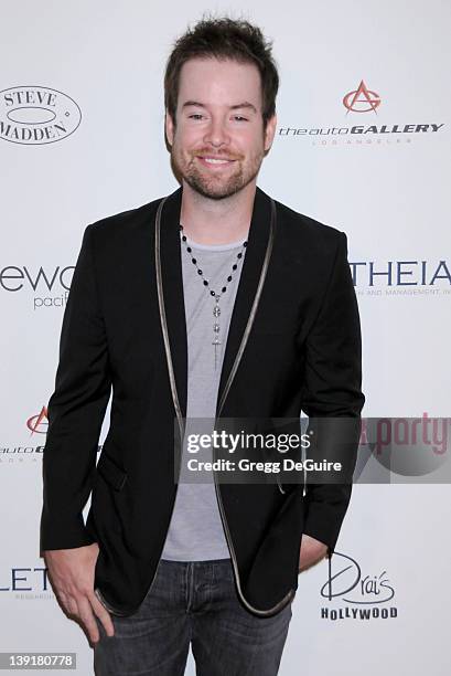 David Cook Body David W Cook Photos and Premium High Res Pictures - Getty Images