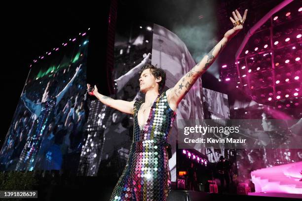 Harry Styles performs onstage at the Coachella Stage during the 2022 Coachella Valley Music And Arts Festival on April 15, 2022 in Indio, California.