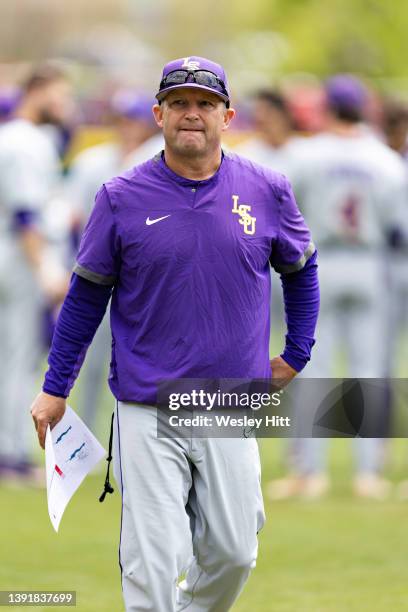 Head Coach Jay Johnson of the LSU Tigers before a game against the Arkansas Razorbacks at Baum-Walker Stadium at George Cole Field on April 16, 2022...