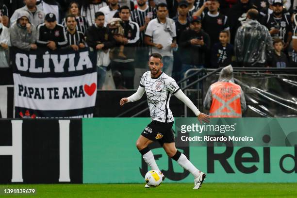 Renato Augusto of Corinthians runs with the ball during the match between Corinthians and Avaí as part of Brasileirao Series A 2022 at Neo Química...