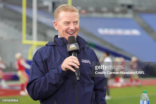 Sports broadcaster Jason Garrett talks on the sideline before the game between the New Jersey Generals and the Birmingham Stallions at Protective...