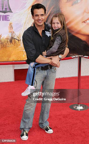 April 2, 2009 Hollywood, Ca.; Antonio Sabato Jr and daughter Mina; "Hannah Montana The Movie" Los Angeles Premiere; Held at El Capitan Theatre