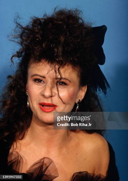 Tracey Ullman backstage at the Emmy Awards Show, September 20, 1987 in Pasadena, California.