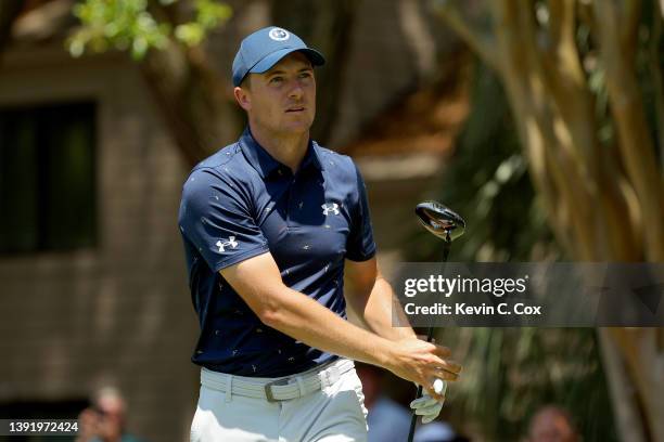 Jordan Spieth follows his shot from the second tee during the final round of the RBC Heritage at Harbor Town Golf Links on April 17, 2022 in Hilton...