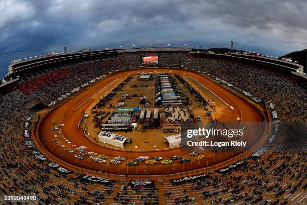 General view of racing during the NASCAR Cup Series Food City Dirt Race at Bristol Motor Speedway on April 17, 2022 in Bristol, Tennessee.