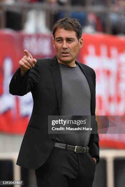 Rene Weiler, coach of Kashima Antlers looks on during the J.LEAGUE Meiji Yasuda J1 9th Sec. Match between Kashima Antlers and Nagoya Grampus at...