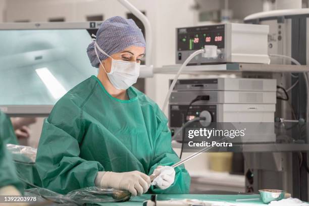 Green Scripts Surgery Surgical Green Scrubs Photos and Premium High Res Pictures - Getty Images
