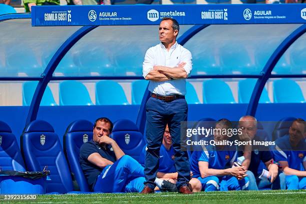 Sergi Barjuan, manager of FC Barcelona B looks on during the Primera RFEF Group 2 match between Atletico Baleares and FC Barcelona B at Estadio...