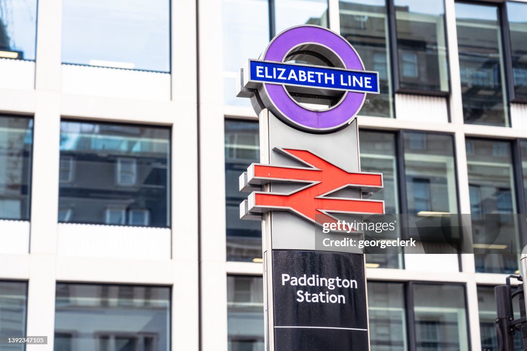 Elizabeth Train Sign Elizabeth Line Crossrail And British Rail Signs At Paddington Station ...