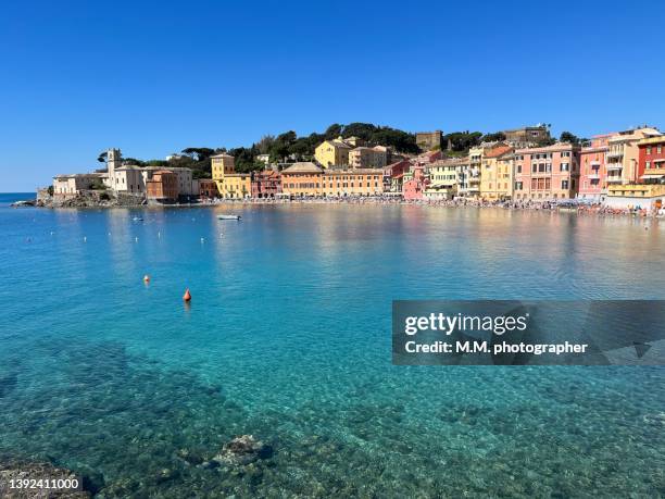 baia del silenzio, horizontal view - genoa italy - fotografias e filmes do acervo