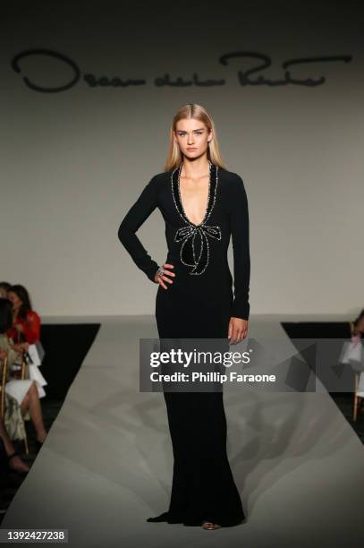 Model wearing Oscar de la Renta walks the runway during the 32nd Annual Colleagues Spring Luncheon at Beverly Wilshire, A Four Seasons Hotel on April...