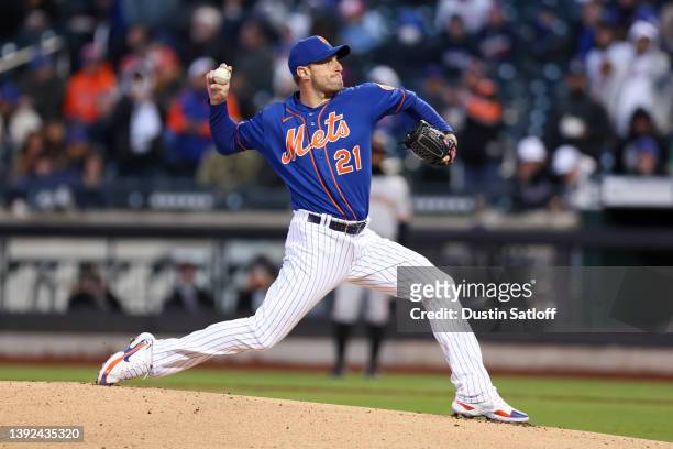Max Scherzer of the New York Mets throws a pitch during the first inning of the game against the San Francisco Giants at Citi Field on April 19, 2022...